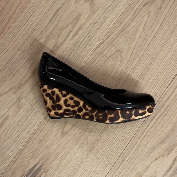 Pedder Red Black Patent Leather Platform Size 7 - Picture 8 of 8